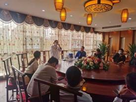 提升安全意識(shí)，筑牢健康防線——餐飲服務(wù)中心成功舉行食品消毒知識(shí)專(zhuān)項(xiàng)培訓(xùn)會(huì)議